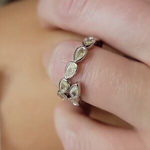 💚Swirling shimmer